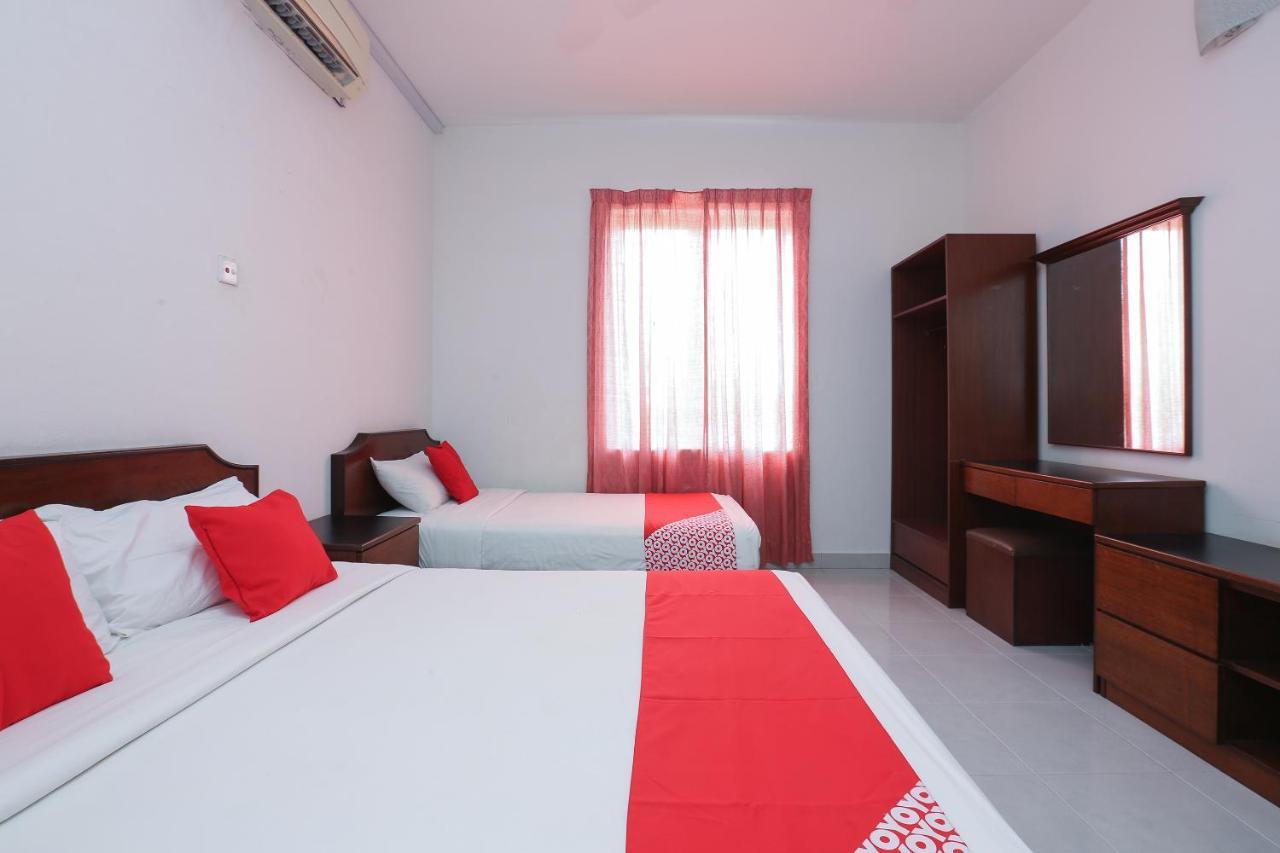 Oyo 8966 Dee Wana Resort 1 Пасир Путе Екстериор снимка