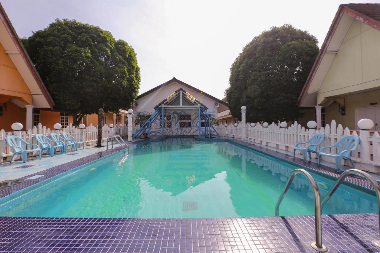 Oyo 8966 Dee Wana Resort 1 Пасир Путе Екстериор снимка