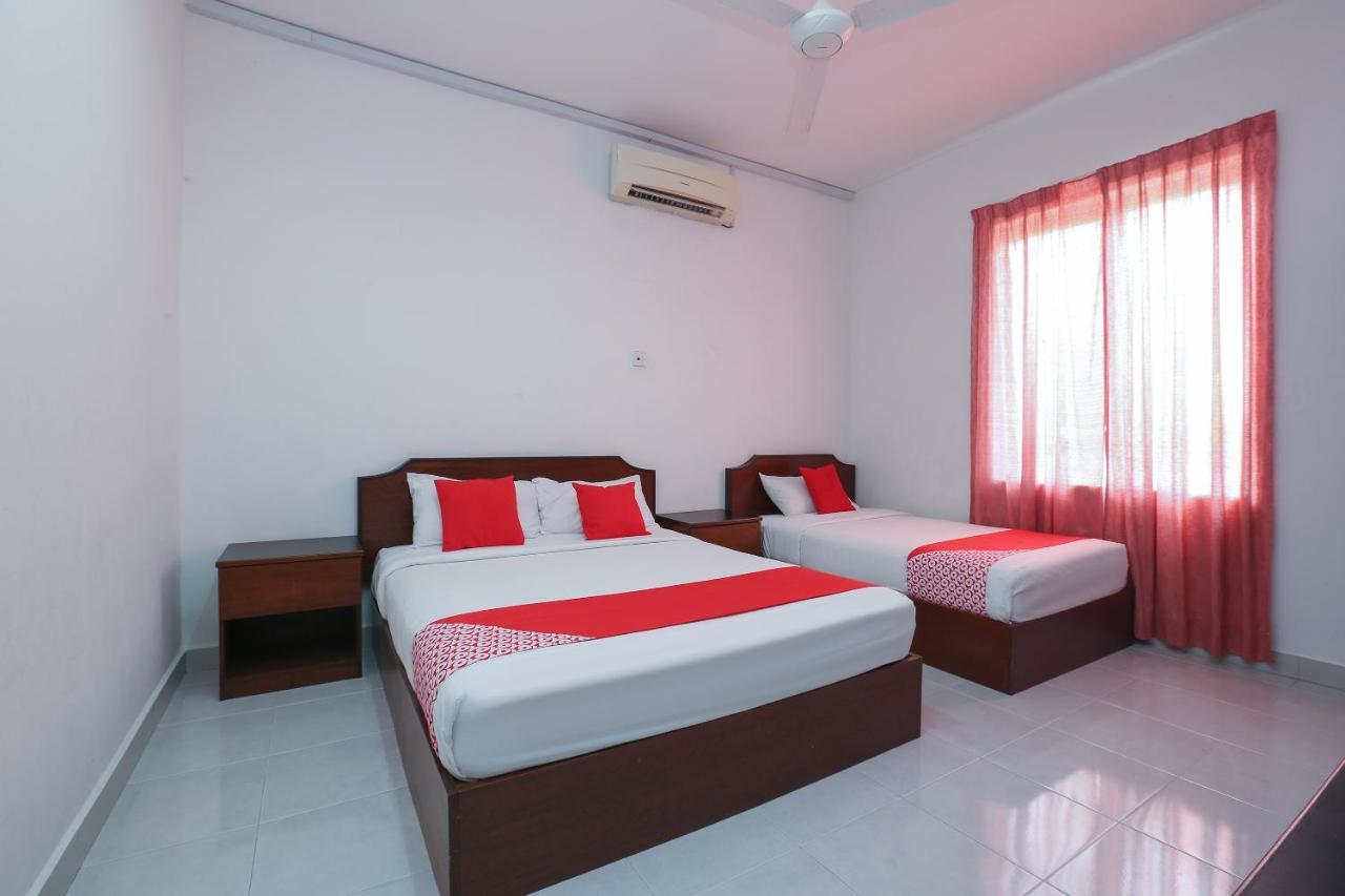 Oyo 8966 Dee Wana Resort 1 Пасир Путе Екстериор снимка