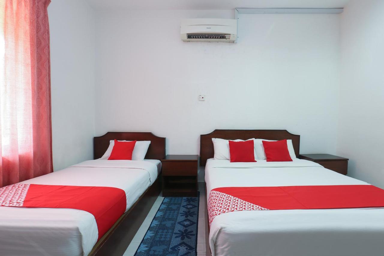 Oyo 8966 Dee Wana Resort 1 Пасир Путе Екстериор снимка