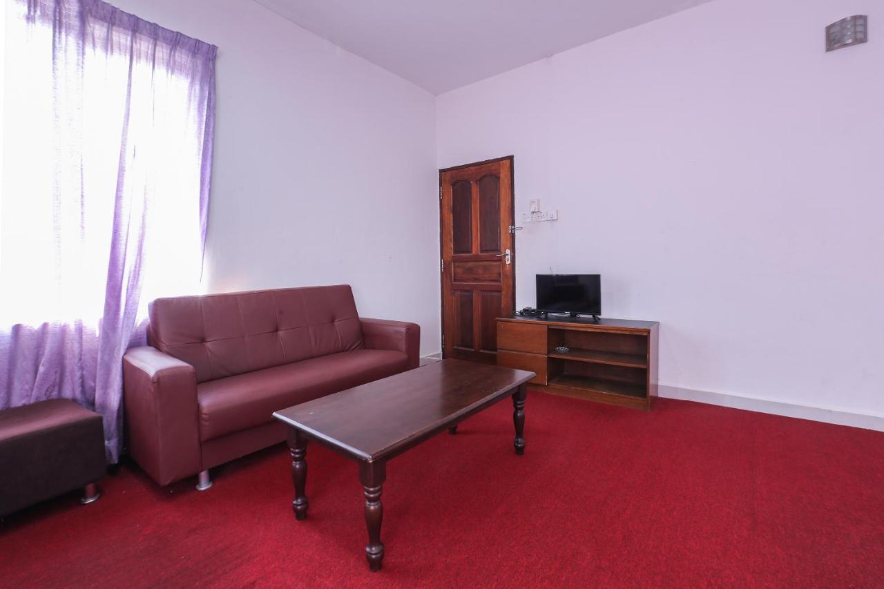 Oyo 8966 Dee Wana Resort 1 Пасир Путе Екстериор снимка